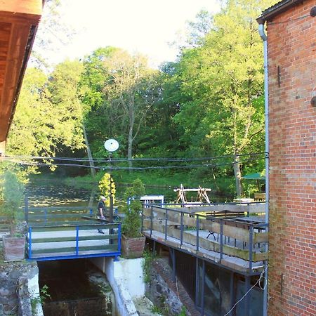 Pensjonat Stary Mlyn Tuczno Exterior foto